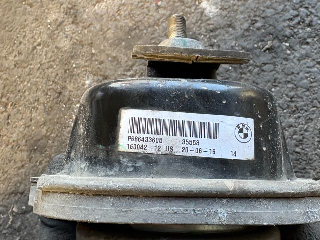 bontott BMW X5 Motor Tartó Bak Jobb