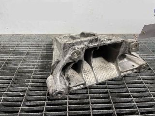 bontott BMW X5 Motor Tartó Bak Jobb