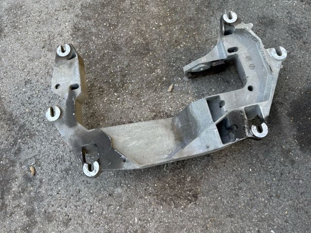 bontott BMW X5 Váltó Tartó Bak (Pozíciófüggetlen)