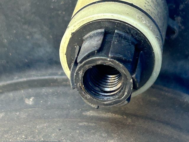 bontott BMW X5 Bal első Rugó