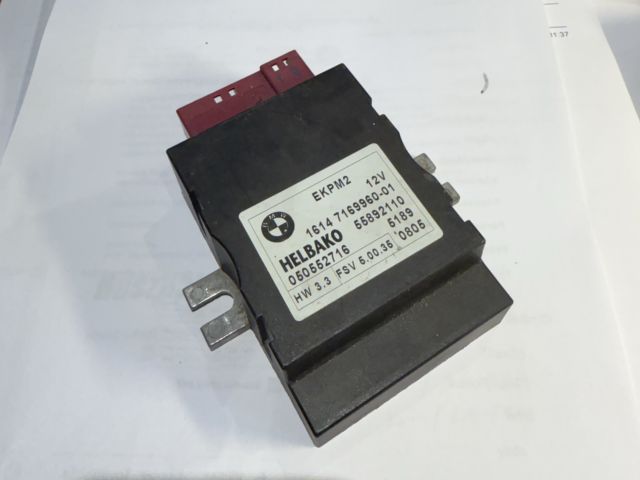 bontott BMW X6 Üzemanyag Szivattyú Relé