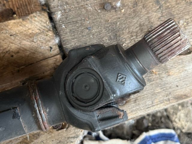 bontott BMW X6 Kardántengely