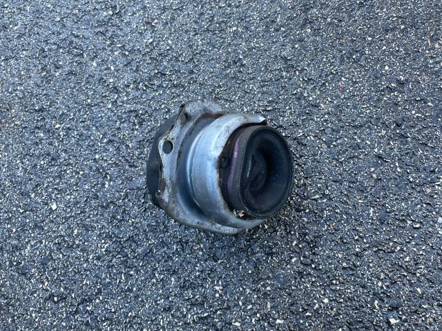 bontott BMW X6 Motor Tartó Bak (Pozíciófüggetlen)