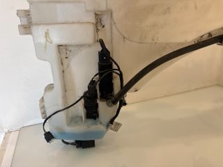 bontott BMW X6 Ablakmosó Tartály