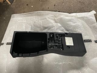 bontott BMW X6 Akkumulátor Fedél