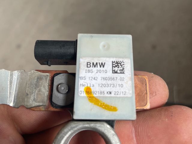 bontott BMW X6 Akkumulátor Saru Elektronikával