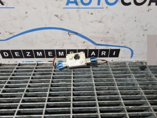 bontott BMW X6 Antenna Erősítő