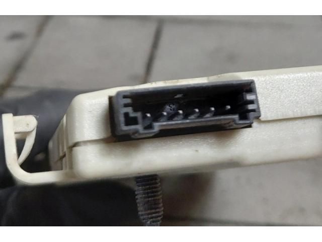 bontott BMW X6 Antenna Erősítő