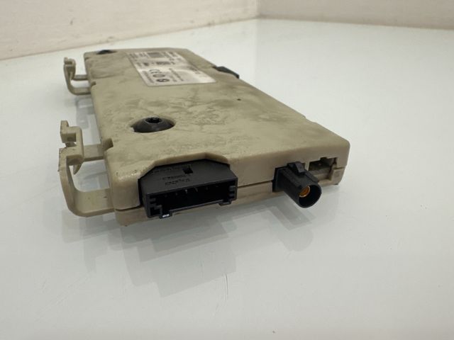 bontott BMW X6 Antenna Erősítő