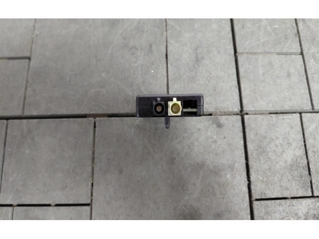 bontott BMW X6 Antenna Erősítő