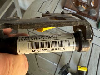 bontott BMW X6 Bal Gyalogosvédelmi Rendszer Mechanika