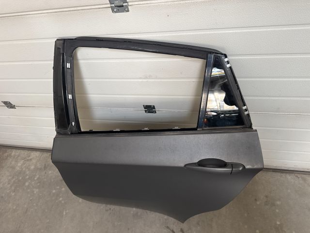 bontott BMW X6 Bal hátsó Ajtó (Üres lemez)