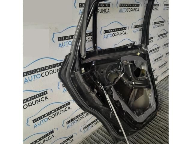 bontott BMW X6 Bal hátsó Ajtó (Üres lemez)