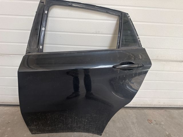 bontott BMW X6 Bal hátsó Ajtó (Üres lemez)
