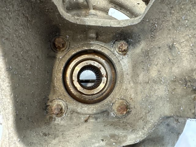 bontott BMW X6 Bal hátsó Csonkállvány Kerékaggyal