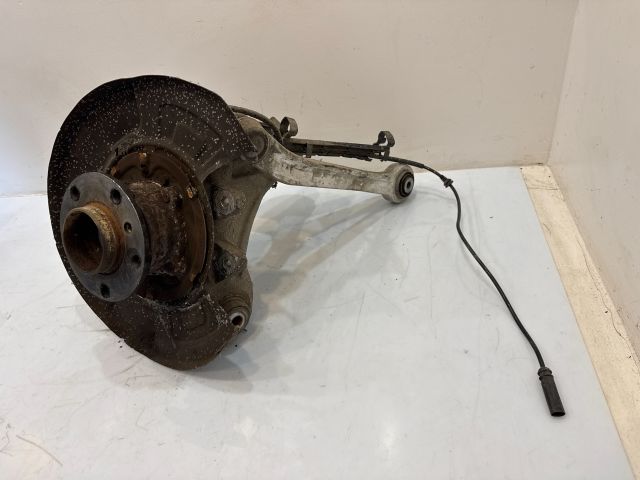 bontott BMW X6 Bal hátsó Csonkállvány Kerékaggyal