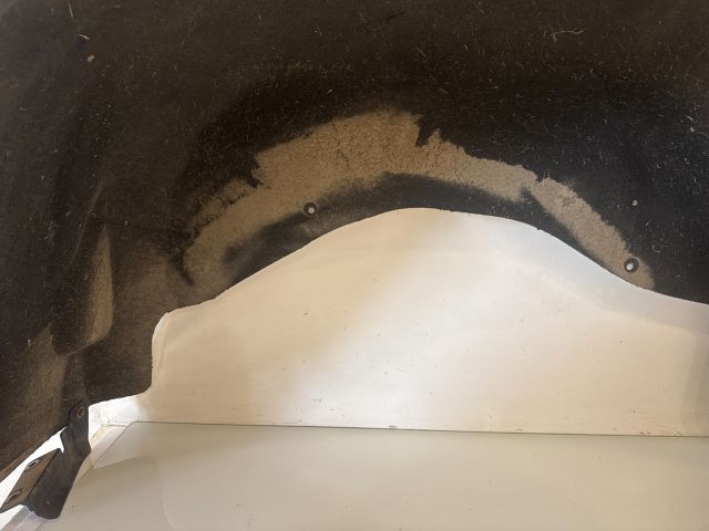 bontott BMW X6 Bal hátsó Hátsó Dobbetét (Kerékjárati, Műanyag)