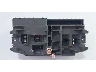 bontott BMW X6 Biztosítéktábla Utastér