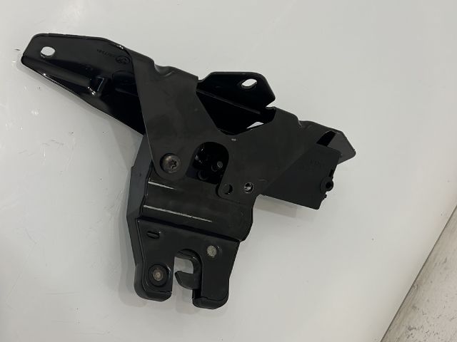 bontott BMW X6 Csomagtérajtó Zárszerkezet