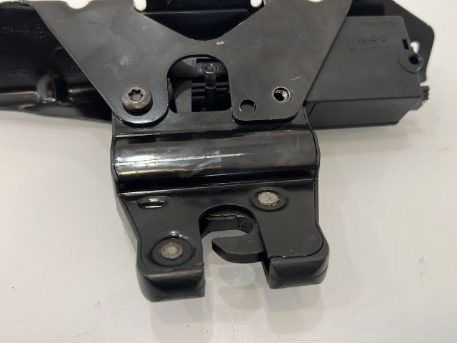 bontott BMW X6 Csomagtérajtó Zárszerkezet