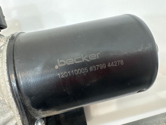 bontott BMW X6 Első Ablaktörlő Szerkezet Motorral