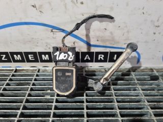 bontott BMW X6 Első Xenon Szintszabályzó Jeladó