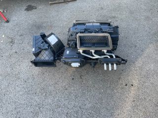 bontott BMW X6 Fűtés Box