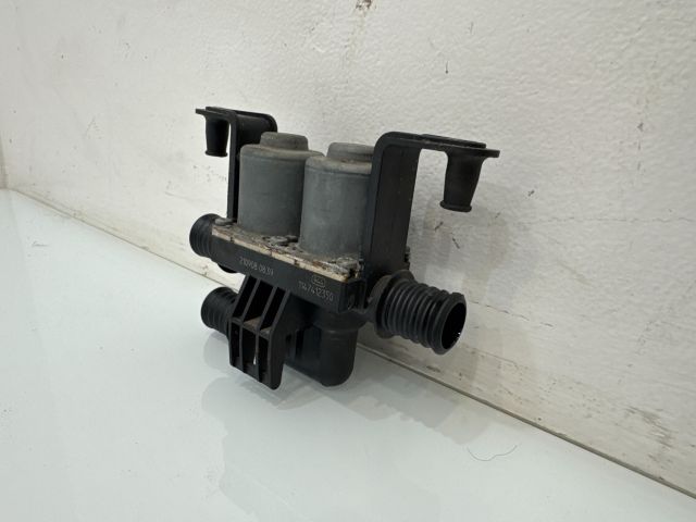 bontott BMW X6 Fűtéscsap