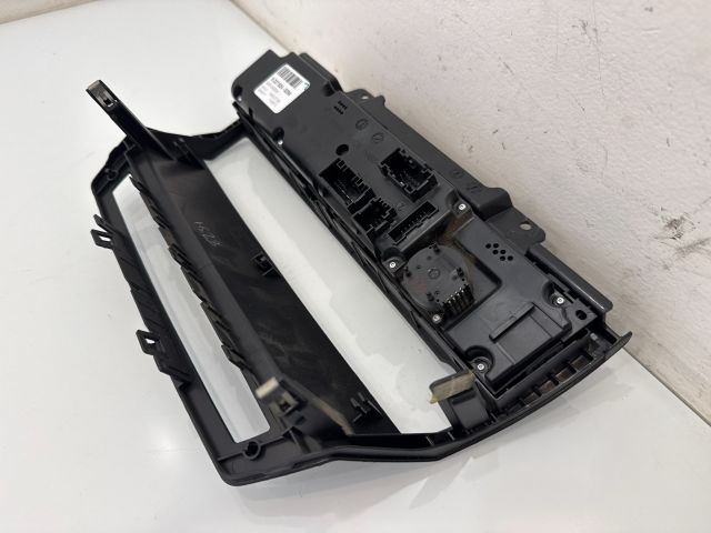 bontott BMW X6 Fűtéskapcsoló (digit klímás)