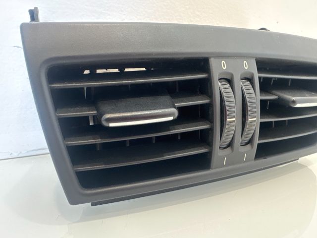 bontott BMW X6 Hátsó középső Szellőző