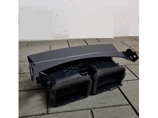 bontott BMW X6 Hátsó középső Szellőző