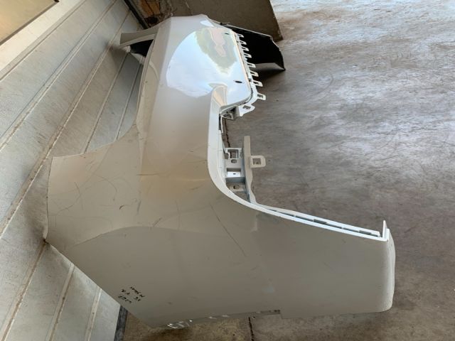 bontott BMW X6 Hátsó Lökhárító (Üresen)