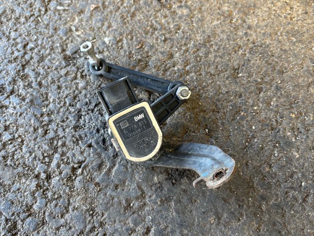 bontott BMW X6 Hátsó Xenon Szintszabályzó Jeladó