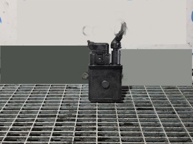 bontott BMW X6 Izzító Relé