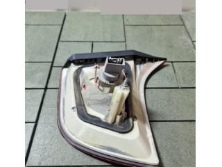 bontott BMW X6 Jobb Belső Hátsó Lámpa