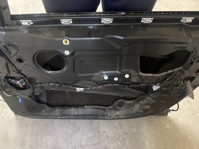 bontott BMW X6 Jobb első Ajtó (Üres lemez)