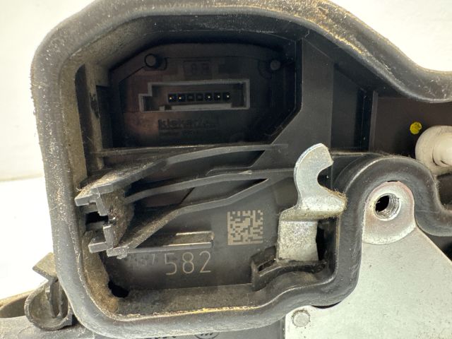 bontott BMW X6 Jobb első Ajtózár