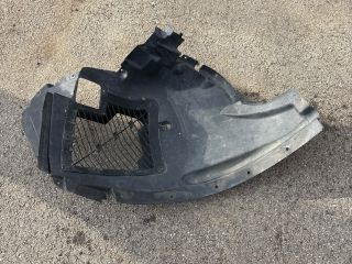 bontott BMW X6 Jobb első Első Dobbetét (Kerékjárati, Műanyag)