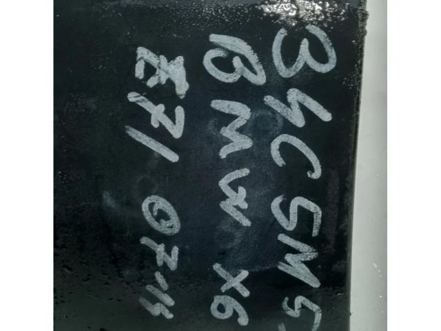 bontott BMW X6 Jobb első Küszöb Díszléc