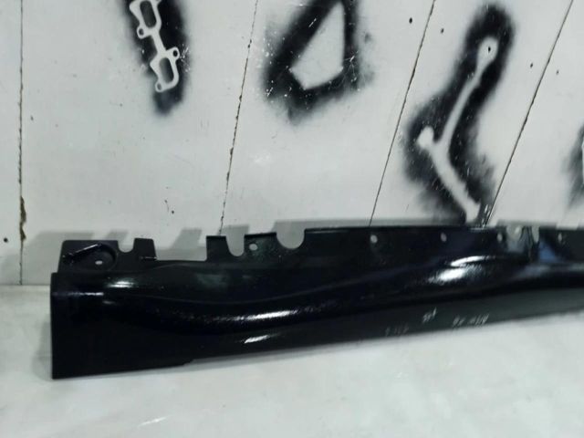 bontott BMW X6 Jobb első Küszöb Díszléc