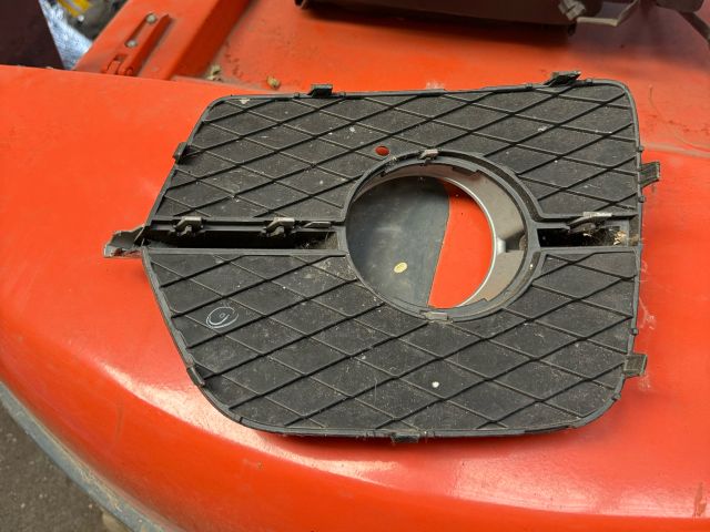 bontott BMW X6 Jobb első Lökhárító Vakborítás