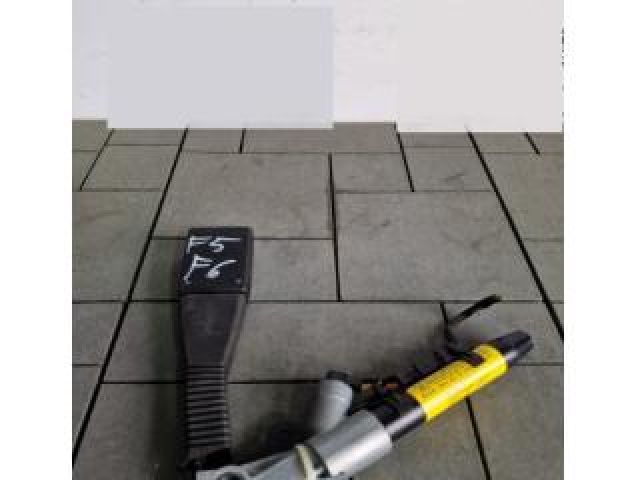 bontott BMW X6 Jobb első Övfeszítő