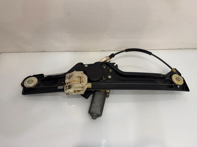 bontott BMW X6 Jobb hátsó Ablakemelő Szerkezet (Elektromos)