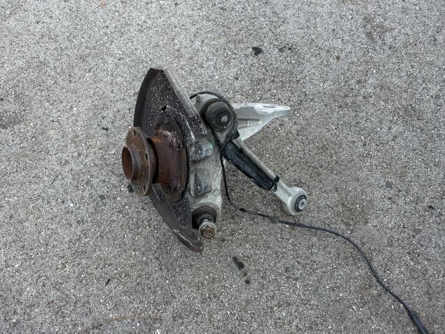 bontott BMW X6 Jobb hátsó Csonkállvány Kerékaggyal