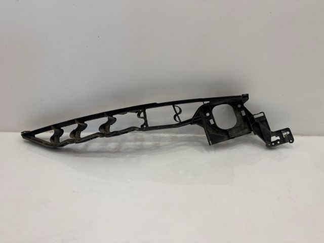 bontott BMW X6 Jobb Sárvédő Oldaltartó