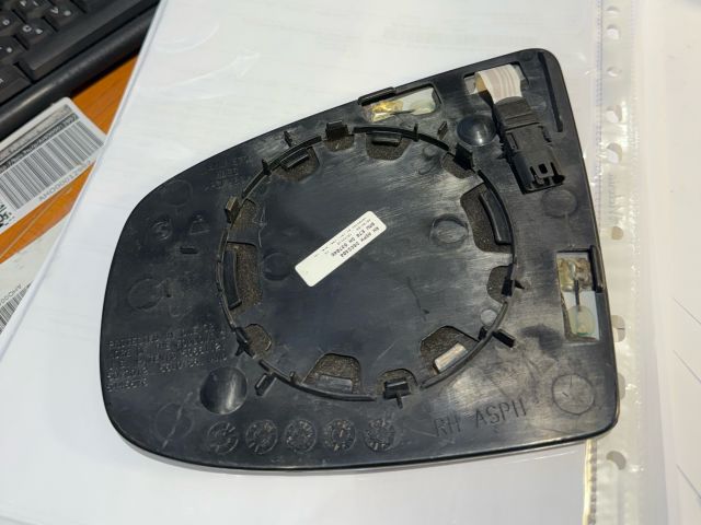 bontott BMW X6 Jobb Tükörlap