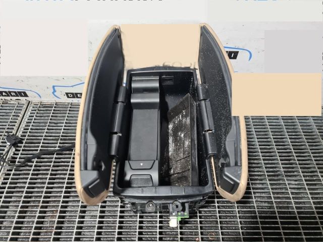 bontott BMW X6 Könyöklő