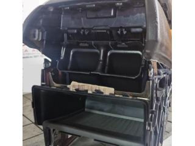 bontott BMW X6 Könyöklő