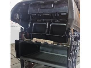 bontott BMW X6 Könyöklő