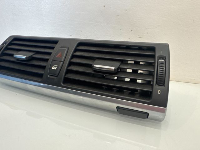 bontott BMW X6 Középső Szellőző